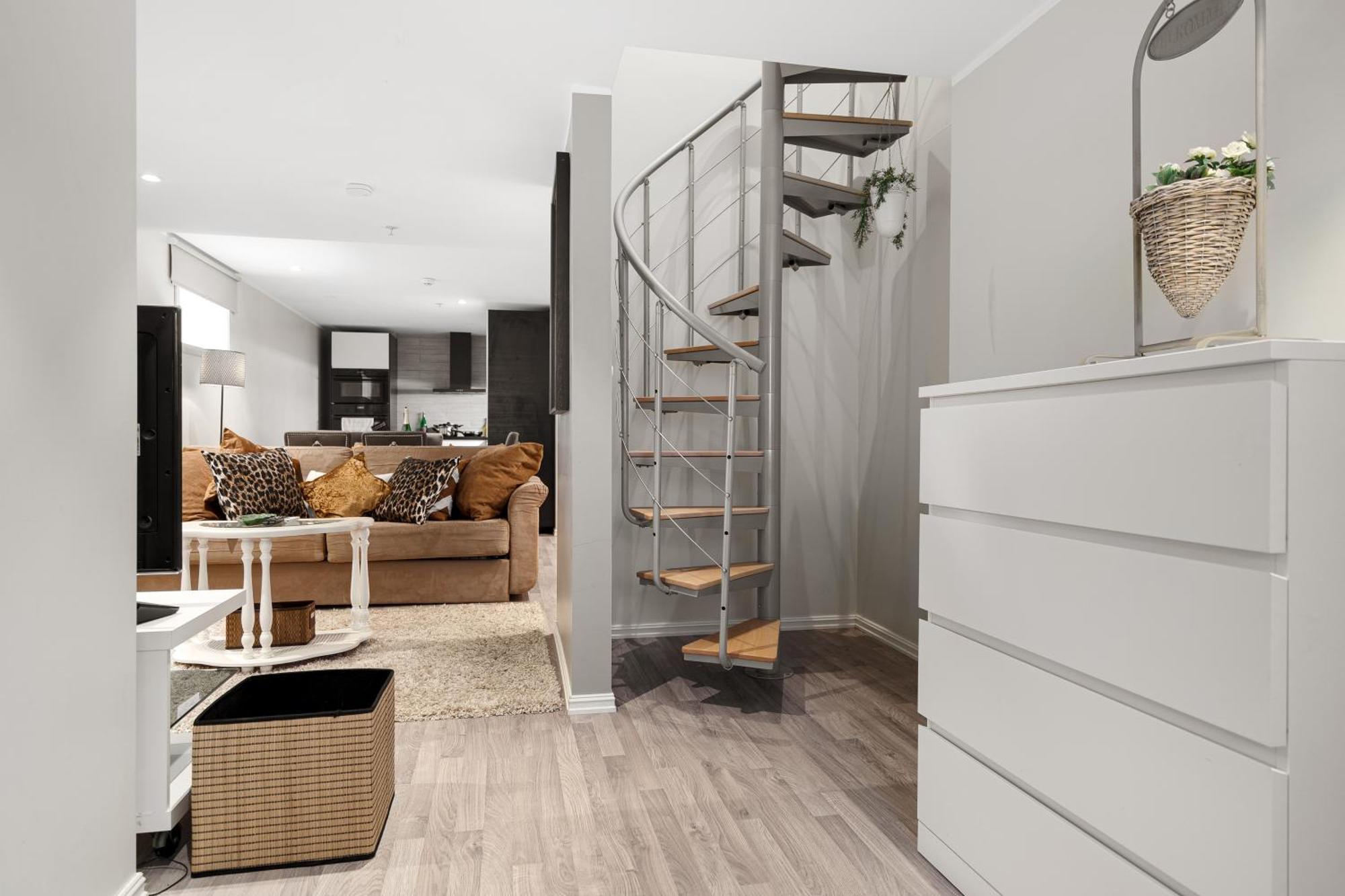 Solsiden Modern Stay: King Beds, Private Entry Trondheim Zewnętrze zdjęcie