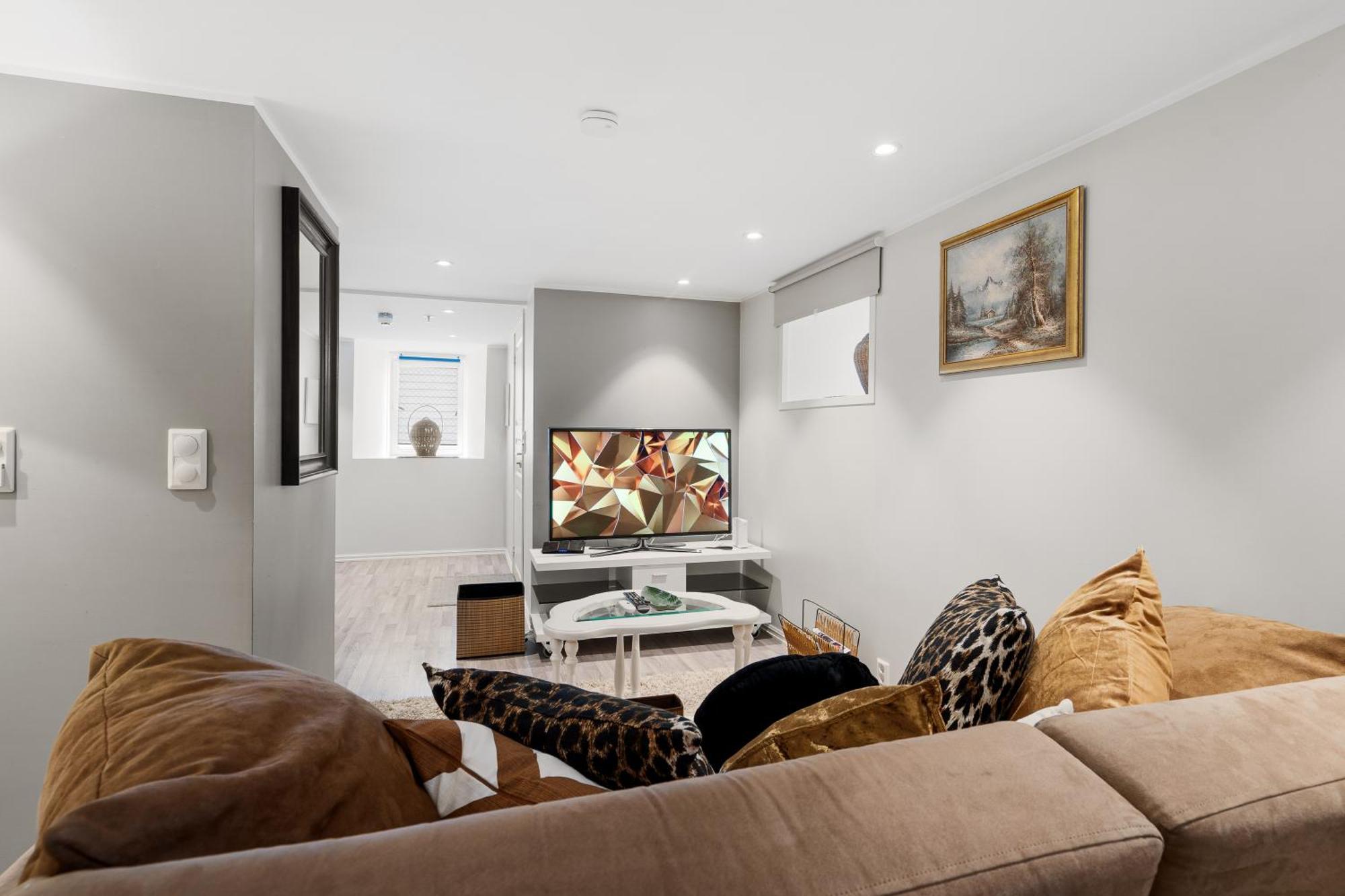Solsiden Modern Stay: King Beds, Private Entry Trondheim Zewnętrze zdjęcie